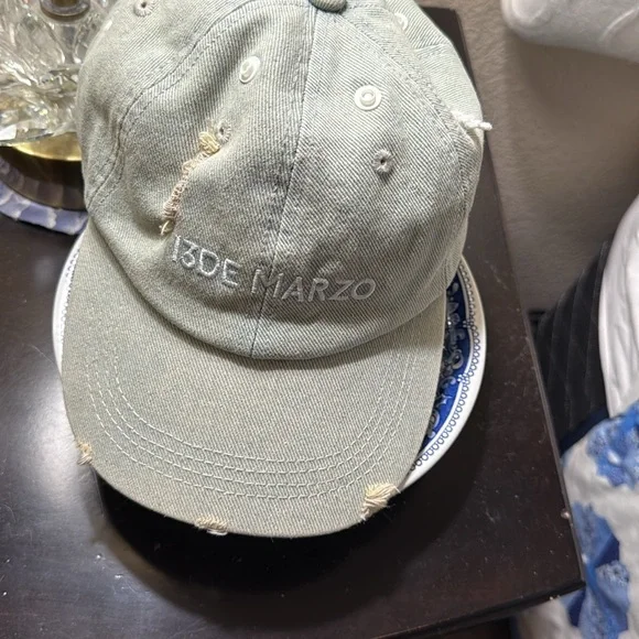 Distressed Tan baseball cap 13 DE MARZO - Picture 2 of 4